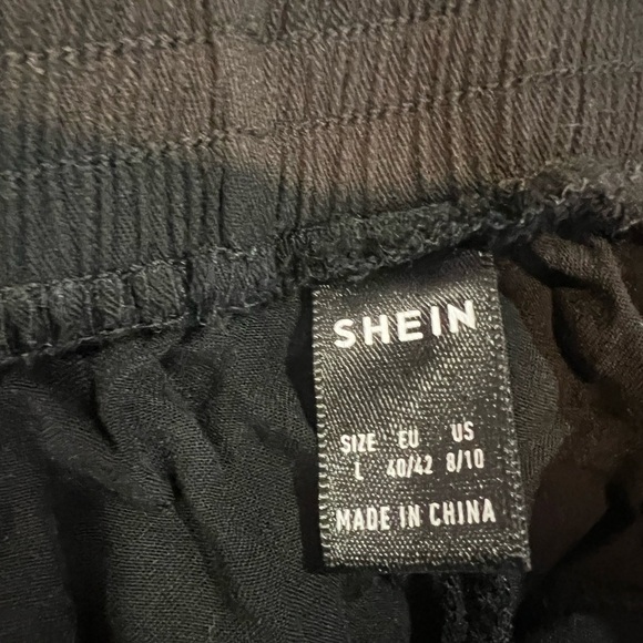 Black Pants with open sides SHEIN size Large - Picture 5 of 5